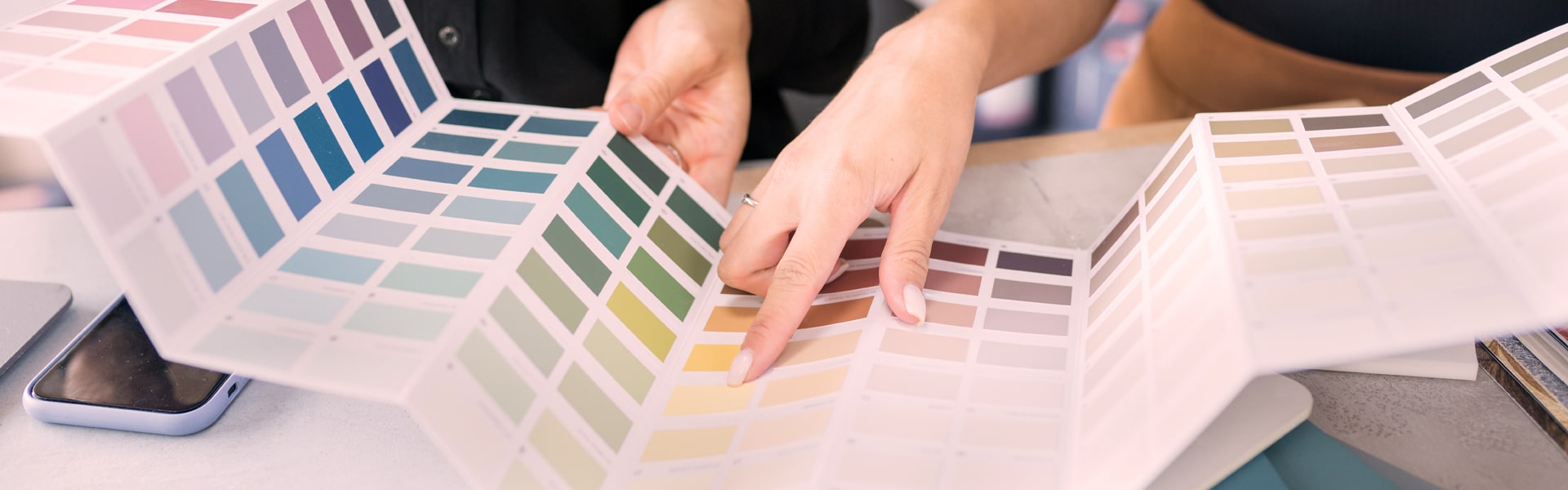 How to Become an Interior Designer